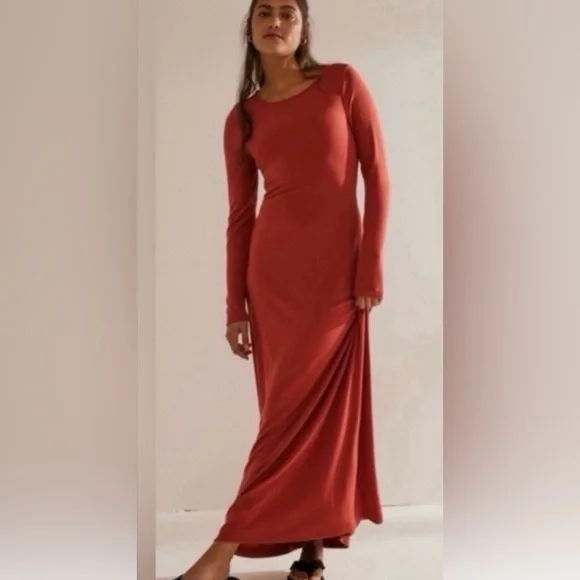 Free People Beach  *Aubre* Open-Back Essential Maxi Dress in Rust. NWOT. Large - Picture 2 of 3